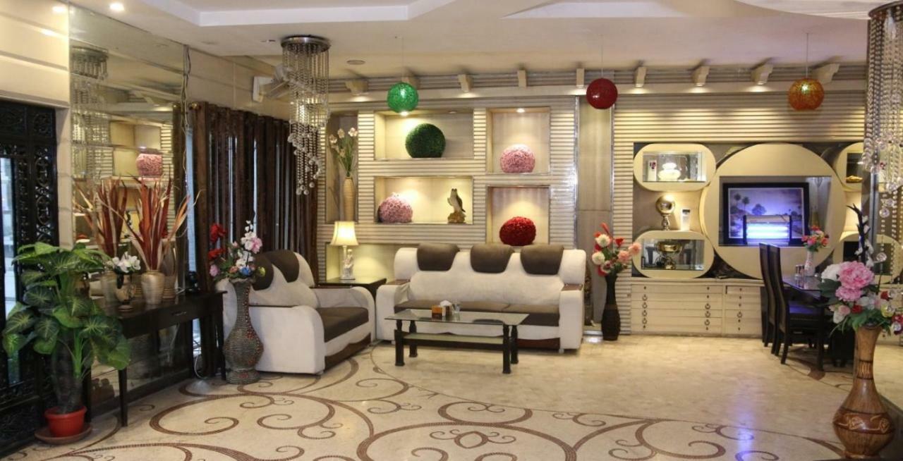 Gulberg Continental Hotel Lahore Exterior photo