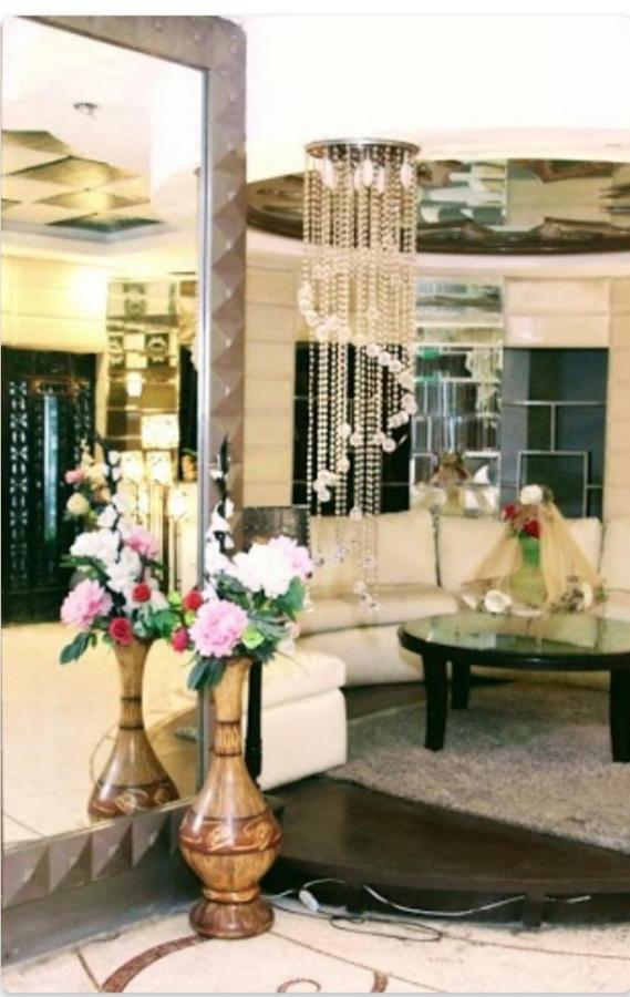 Gulberg Continental Hotel Lahore Exterior photo